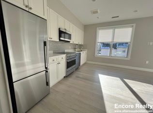 191 Green St #U304, Jamaica Plain, MA 02130