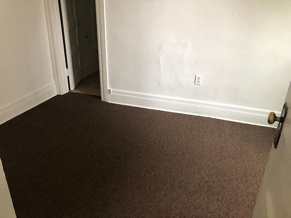 4th image of 250 W 8th St APT 5