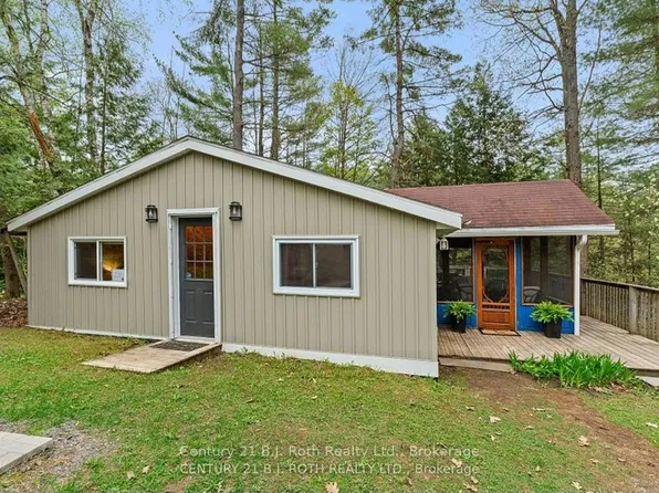 1009 Sam Cook Rd, Gravenhurst, ON P1P 1R3