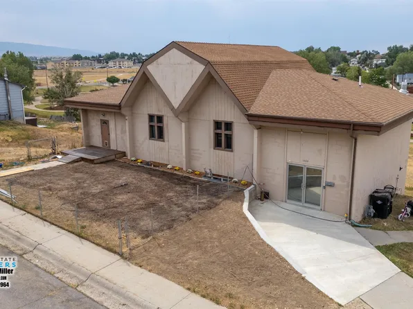 1400 S Forest Dr, Casper, WY 82609