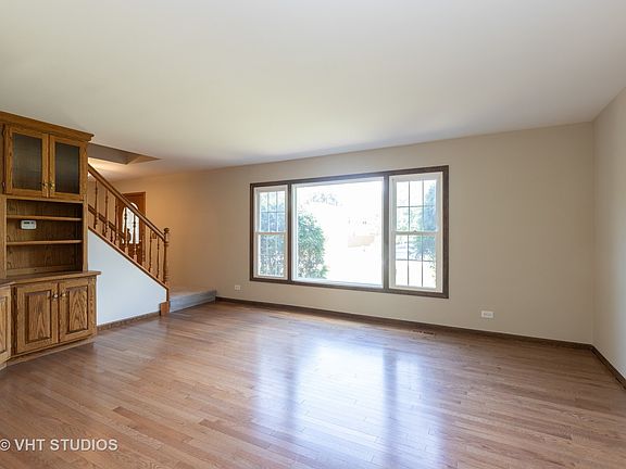 4th image of 8325 Frost Ct