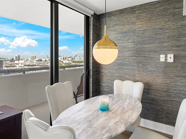2555 Collins Ave #2014 — Photo 21