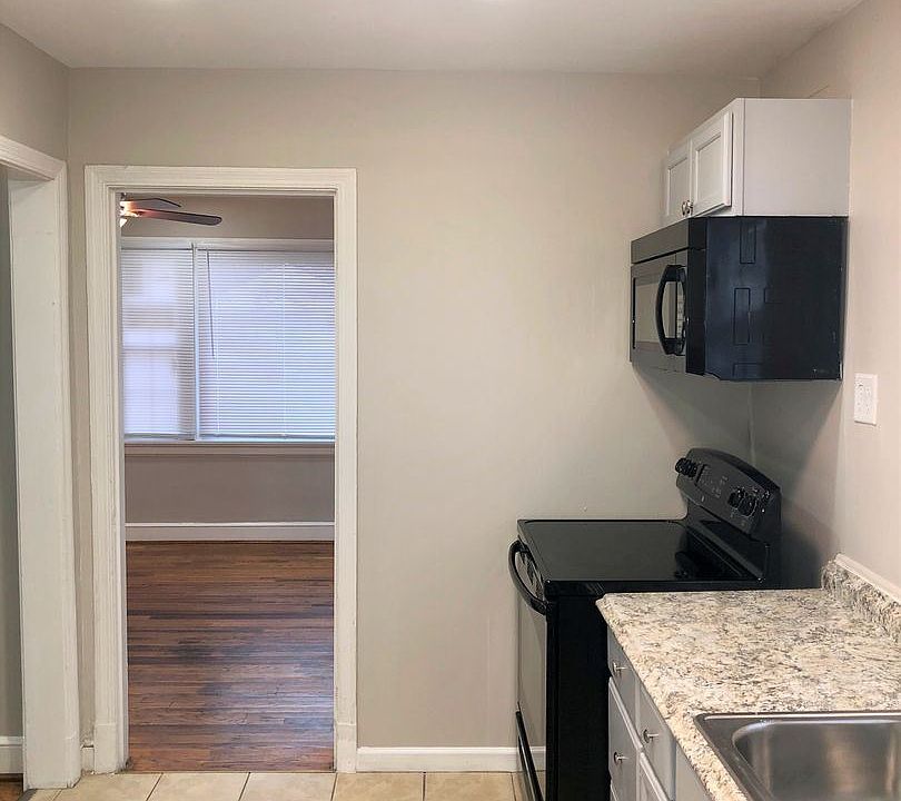 1st image of 3300 Utah Pl