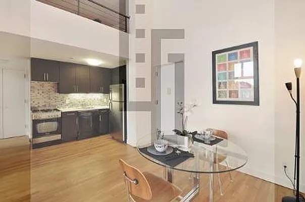 Rented by Loom Group | media 21