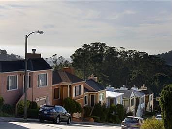 3rd image of 40 Cityview Way