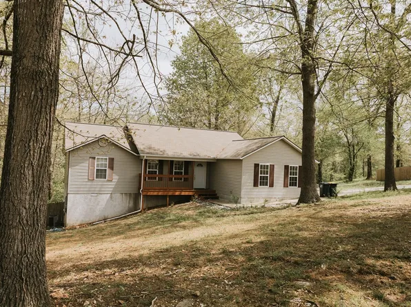 1015 Walnut St, Harrison, AR 72601