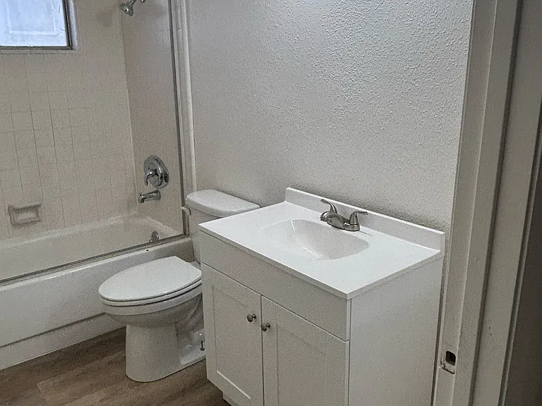 4414 E Dakota Ave — Photo 2