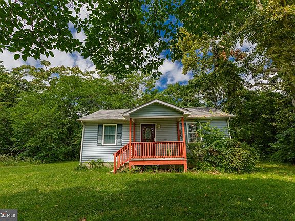 5th image of 18214 Minor Ln