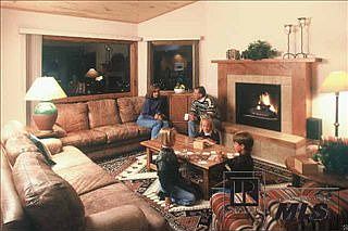 5th image of 2360 Poma Ln