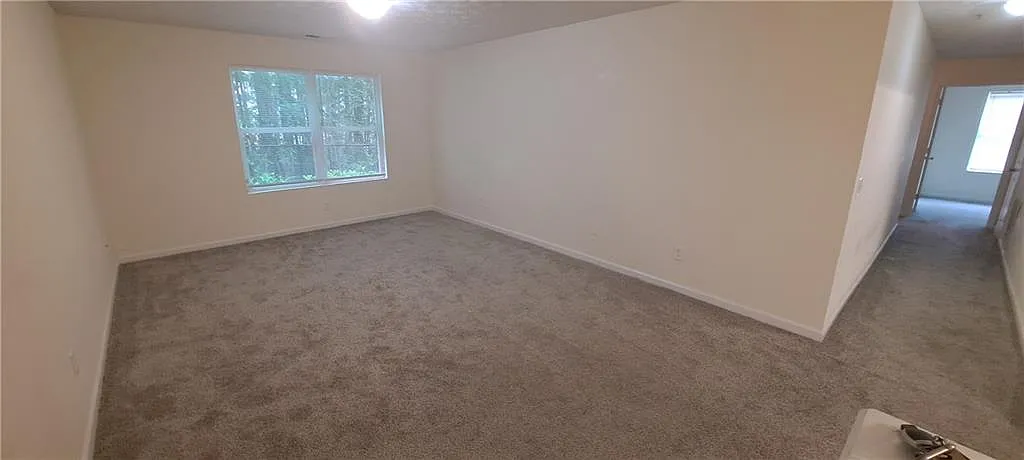 Building Photo - 7104 Fairington Ridge Cir