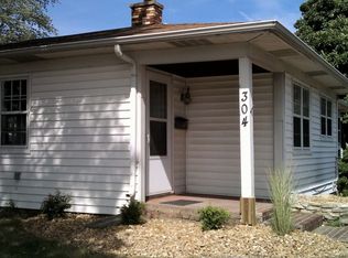 304 S Mattis Ave, Champaign, IL 61821