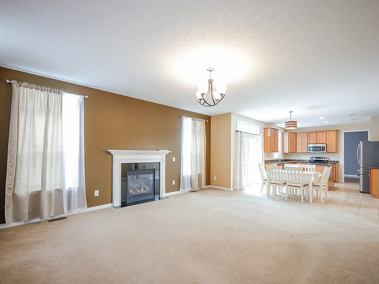 3161 Evans Way — Photo 5