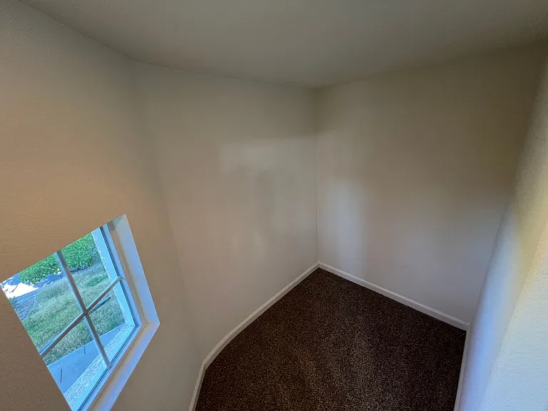 6082 Connery Dr — Photo 13