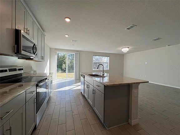 4th image of 17245 Cagan Crossings Blvd