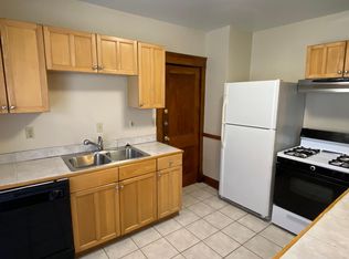 2661 Hampshire Rd #2, Cleveland, OH 44106