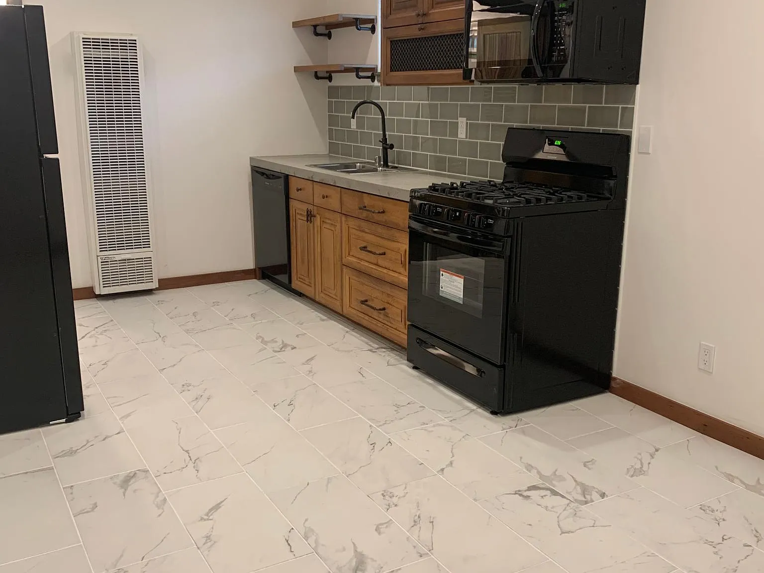 1536 Alta Vista Ct — Photo 3