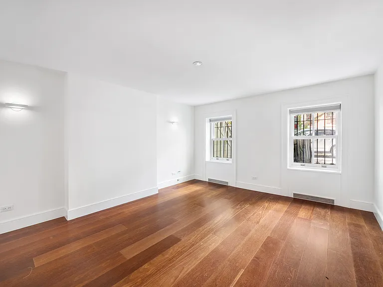 21-16 45th Ave #1 — Photo 14
