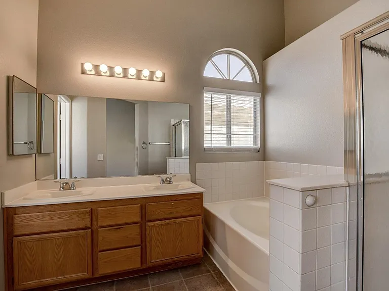 1855 Grand Prairie Ave — Photo 24