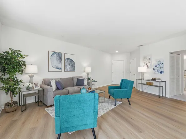1445 Fruitdale Ave Unit 313, San Jose, CA 95128