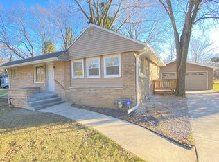 4201 W Clinton Ave, Milwaukee, WI 53209
