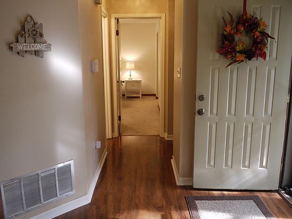 2nd image of 1000 Bay Dr APT 501