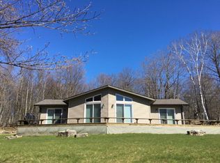 1591 Foss Rd, Washington Island, WI 54246