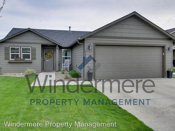 3rd image of 214 Marjorie Pl