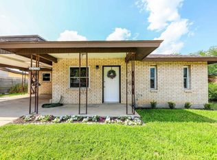 2318 E Locust St, Laredo, TX 78043