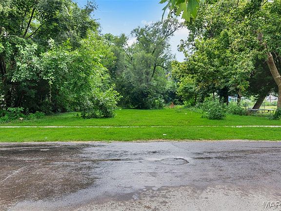 4th image of 1840 S 17th St