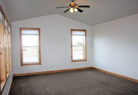 5th image of 449 Grassland Dr