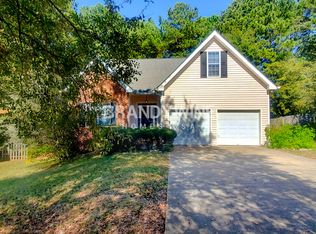 1372 Shelly Ct, Hampton, GA 30228