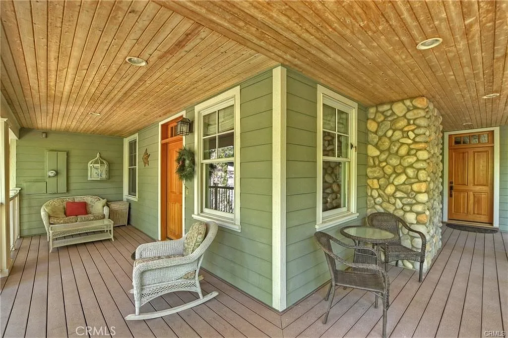 2 bed, 1455 sqft, $3,150 — Photo 2
