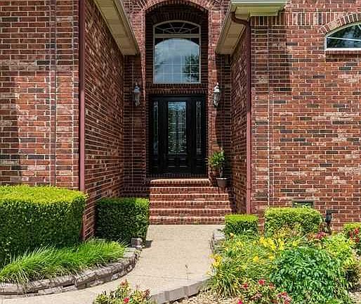3rd image of 4601 W Blossom Way Dr