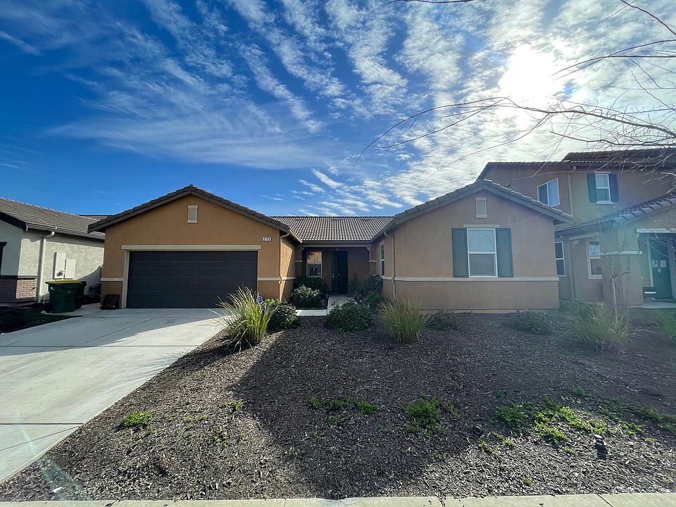 2nd image of 3728 Jagger Ln