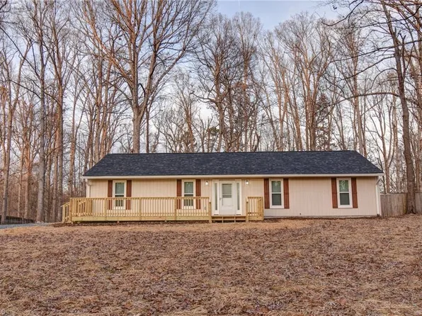 8316 Adams Farm Rd, Randleman, NC 27317