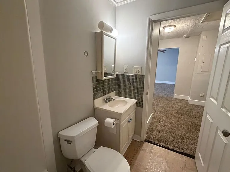 717 Eve St — Photo 14