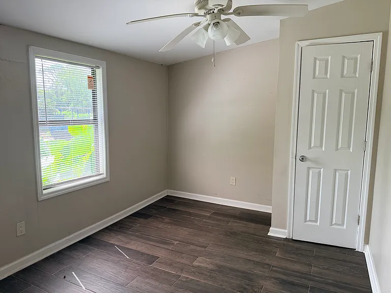3661 Wylly Ave — Photo 4