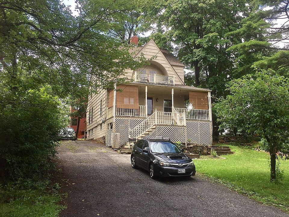 2nd image of 37 Woodland Rd