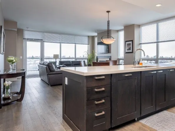 222 Riverfront Ave SW, Calgary, AB
