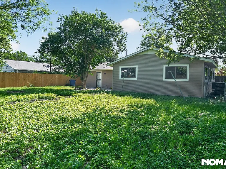 1623 Harness Ln — Photo 32