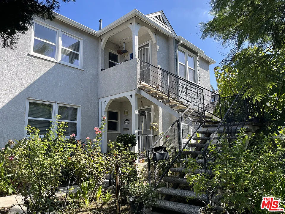 2 bed, 1.0 bath, 950 sqft, $2,875 — Photo 3