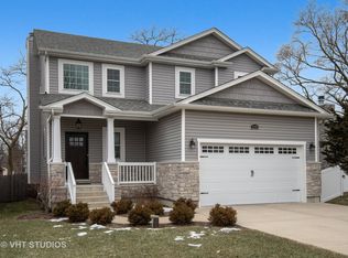 1406 S Luther Ave, Lombard, IL 60148