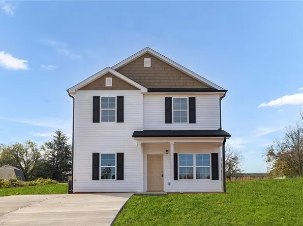 629 East St, Reidsville, NC 27320