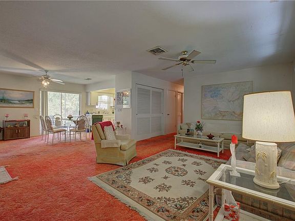 4th image of 364 Gulfbreeze Blvd