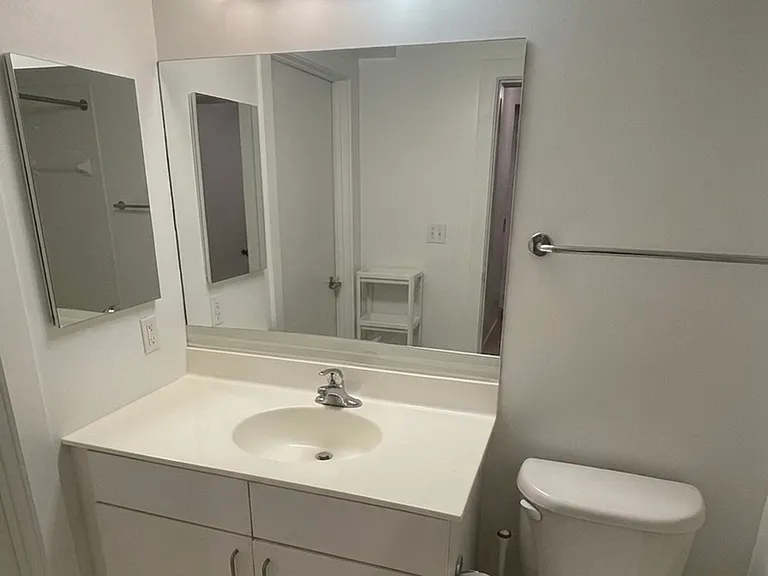 1000 New Jersey Ave SE #827 — Photo 9