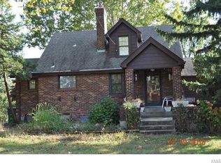 910 Coal Bank Rd, Saint Louis, MO 63138