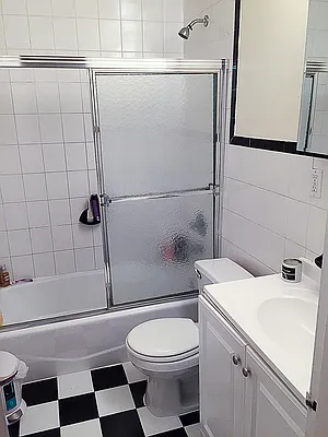 Rented by Francine Realty | media 15