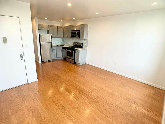 2nd image of 623 Halsey St APT 7
