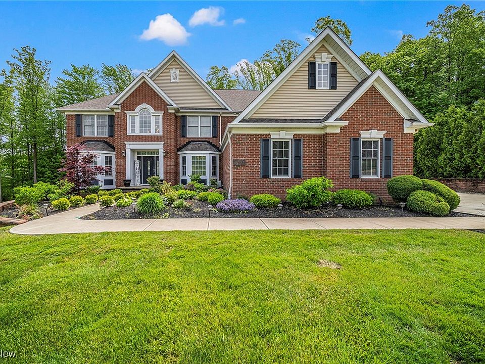 8041 Daisy Hill Ct, Concord Township, OH 44077 | Zillow