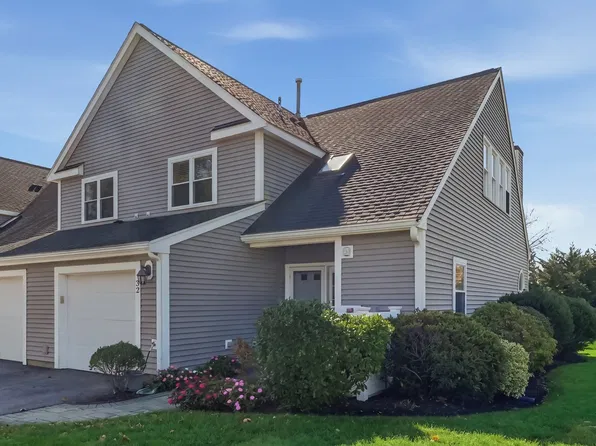 32 Southcliff Dr Unit 32, Plymouth, MA 02360